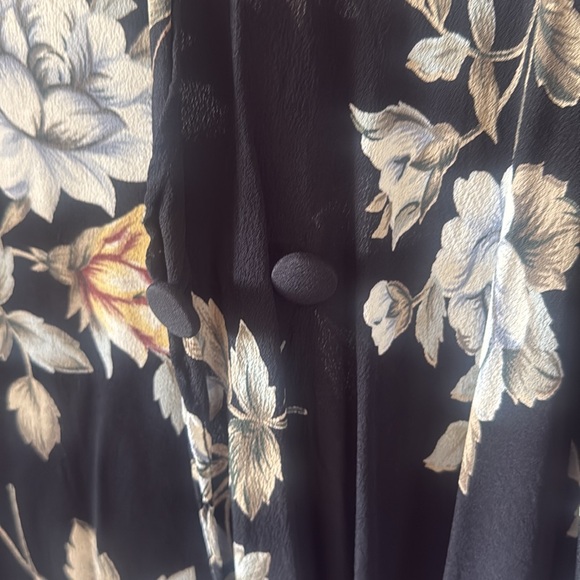 Flynn skye long kimono with 2 button closure size S - Picture 5 of 5